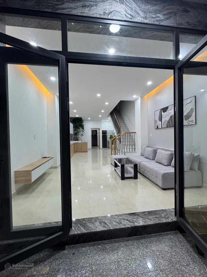 Tân thới nhất nhà xây mới full nội thất  shr  gần trường cấp 1  2  3  xe hơi đậu cửa