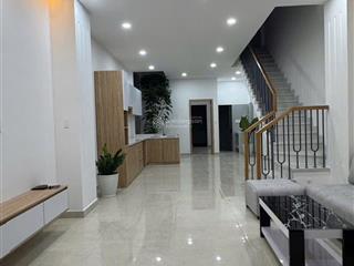 Tân thới nhất nhà xây mới full nội thất  shr  gần trường cấp 1  2  3  xe hơi đậu cửa