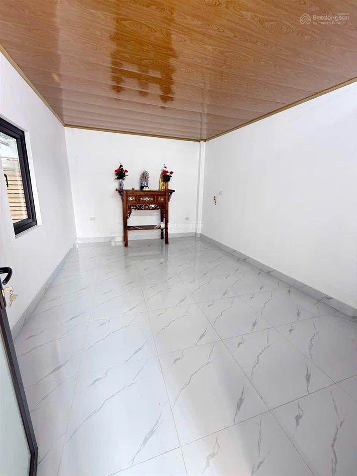 Lò đúc  trần khát chân  ngõ nông  37m2  5 tầng  hơn 7 tỷ.
sổ đỏ vuông vẫn sẵn sàng giao dịch.