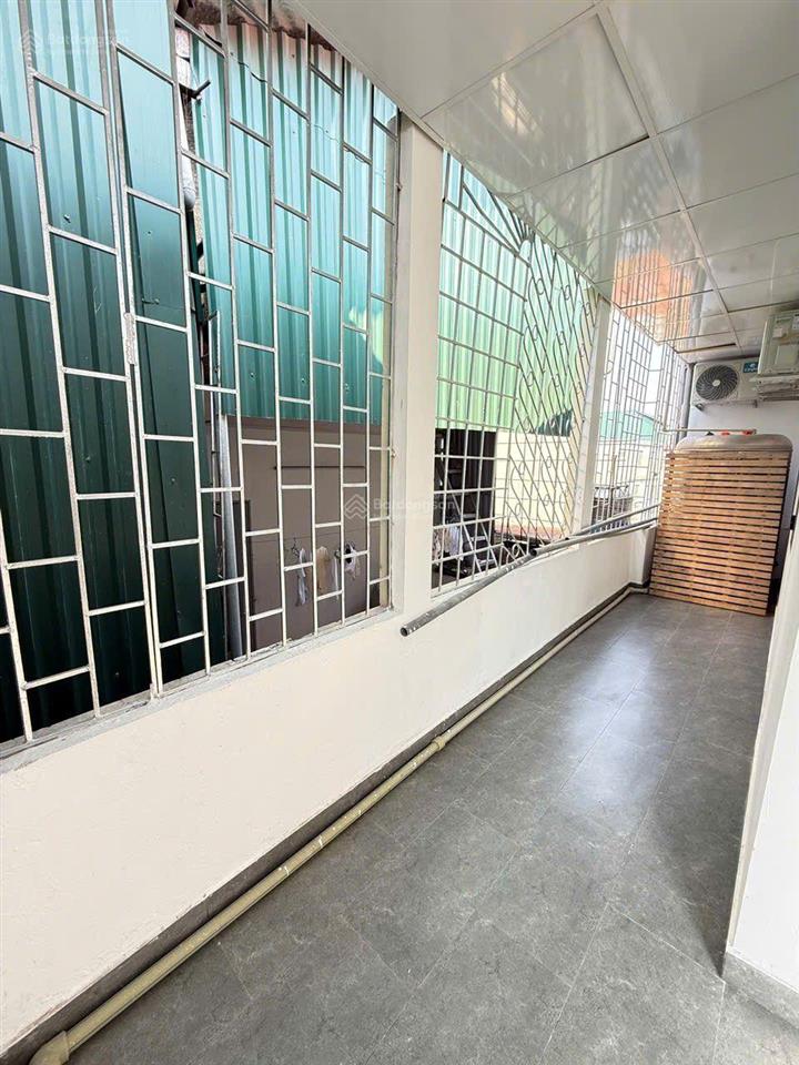 Lò đúc  trần khát chân  ngõ nông  37m2  5 tầng  hơn 7 tỷ.
sổ đỏ vuông vẫn sẵn sàng giao dịch.