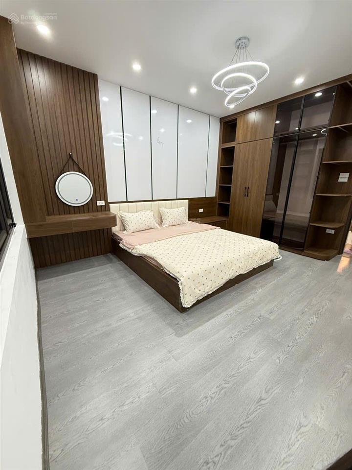 Trần đại nghĩa  đại la  ngõ siêu nông  34m2  5 tầng  mới cong