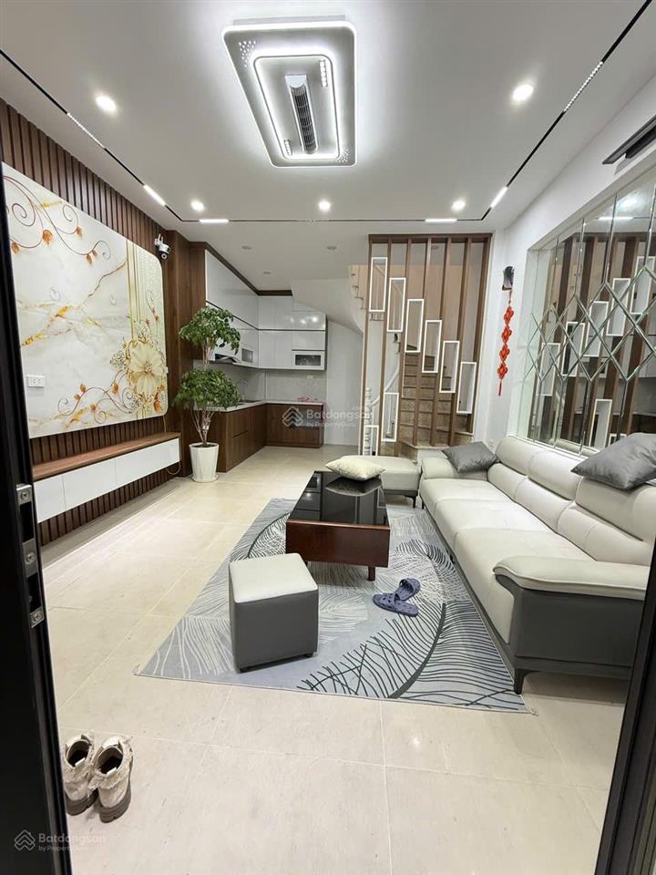 Trần đại nghĩa  đại la  ngõ siêu nông  34m2  5 tầng  mới cong