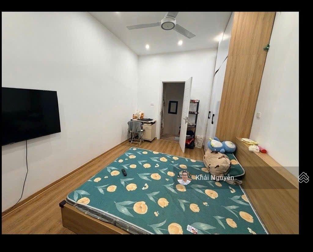 Minh khai  phố víp 8 làn xe  quy hoạch ổn định  25m2  5 tầng  hơn 5 tỷ.