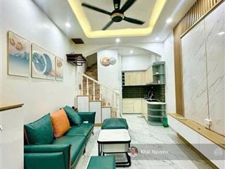 Minh khai  phố víp 8 làn xe  quy hoạch ổn định  25m2  5 tầng  hơn 5 tỷ.