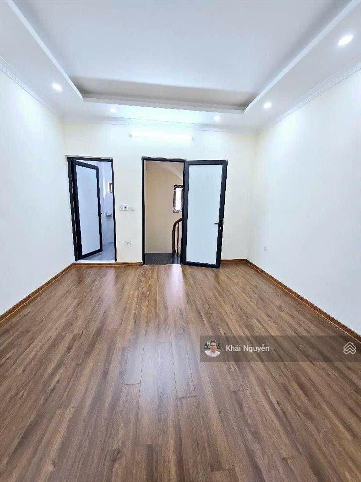 Minh khai  hai bà trưng  31m2  4 tầng  gần phố  chỉ 5.7 tỷ.