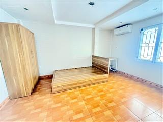 Lê thanh nghị  thanh nhàn  ô tô đỗ cổng  25m2  5 tầng  nhỉnh 6 tỷ.