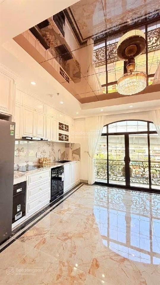 Mặt phố đại la  trần đại nghĩa quy hoạch ổn định  40m2 mt5m 7 tầng thang máy nhỉnh 20 đồng.
