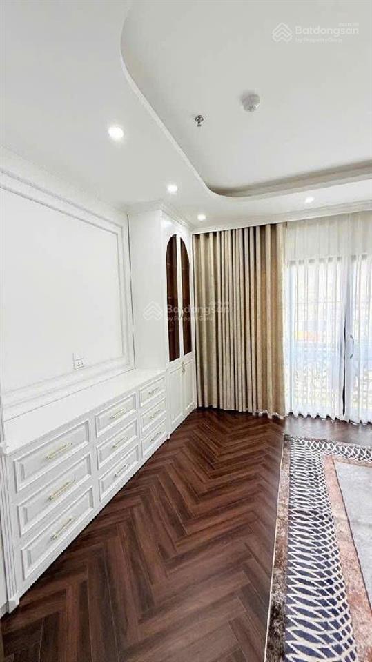 Mặt phố đại la  trần đại nghĩa quy hoạch ổn định  40m2 mt5m 7 tầng thang máy nhỉnh 20 đồng.