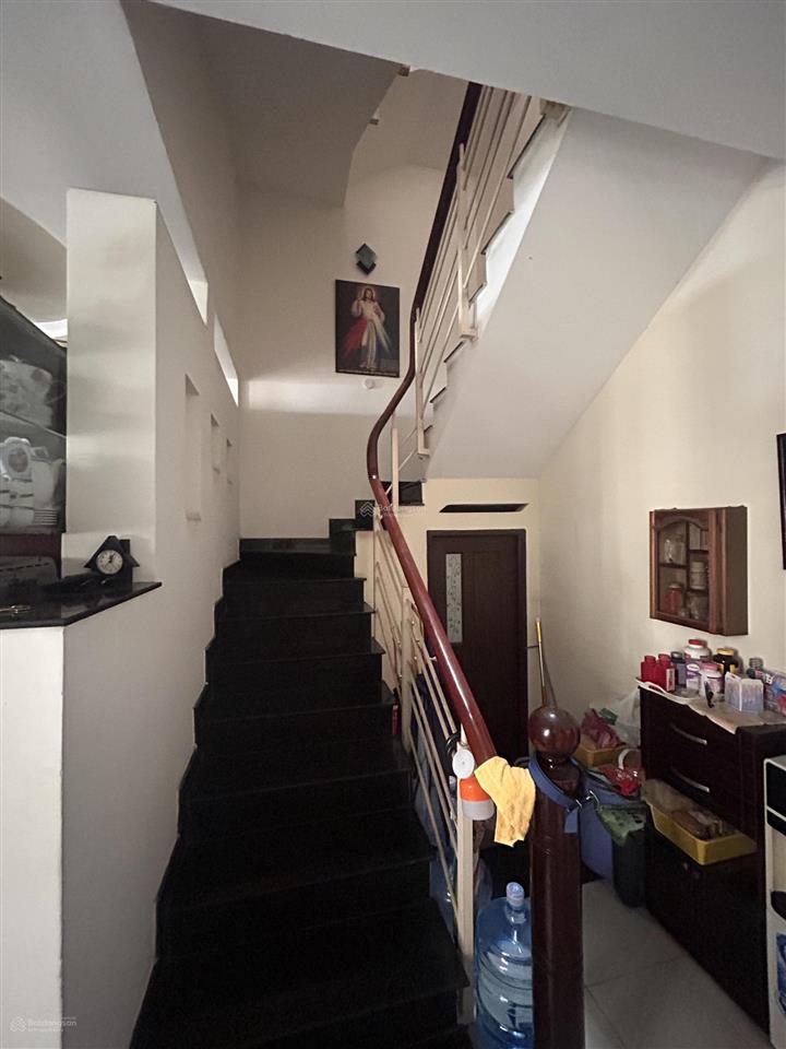 Bán nhà giá tốt khu vực. ngay chợ phạm văn hai. phù hợp ở hoặc kinh doanh căn hộ dịch vụ.