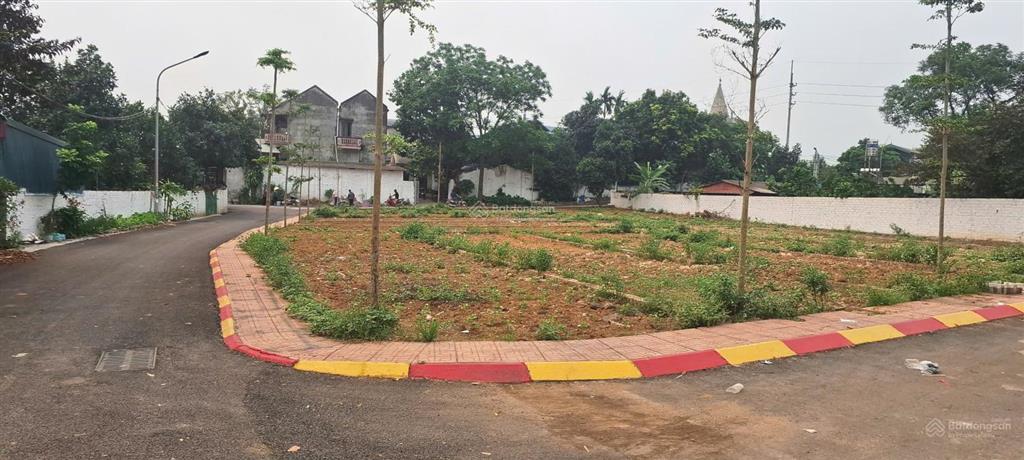 Bán đất hòa lạc gần đhqg, trung tâm công nghệ cao, 2.4 tỷ 100m2 full thổ cư, giá tốt, sổ đỏ cầm tay