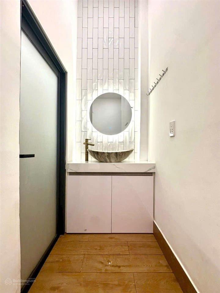 Nhà gần nguyễn thị ngâu hẻm xe hơi 48m giá 2.1 tỷ vị trí đẹp, vào 2 xẹt ngắn