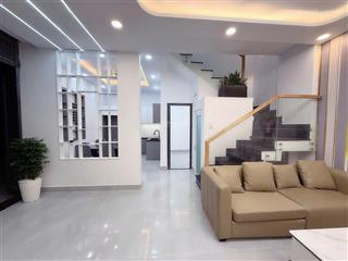 Bán nhà thị trấn hóc môn hẻm ô tô tới cửa 43m 4pn giá 3,5 tỷ diện tích 43m2