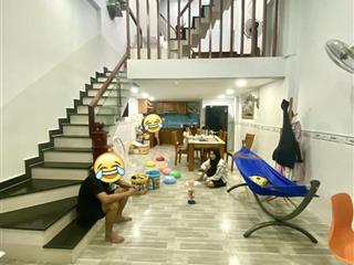 Nhà 4 tầng thiết kế đẹp cách mặt tiền ht6 chỉ vài bước gần chợ hiệp thành q12 giá 2,99 tỷ tl