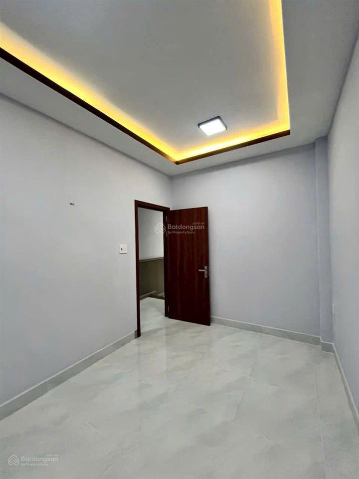 Nhà shr tt hóc môn hẻm ô tô 88m 5.25 tỷ vị trí thị trấn hóc môn sát lý thường kiệt