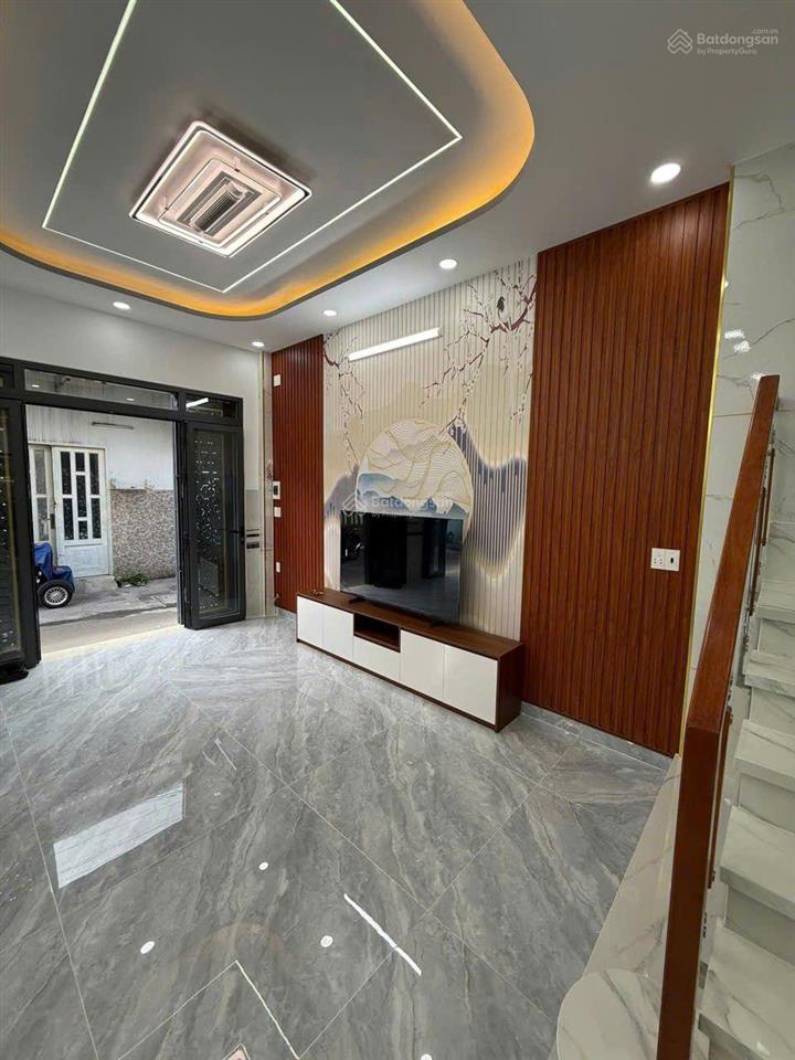 Nhà mới xây hưng lân 1 gần ngã tư trung chánh ngang 7m bề thế dt đẹp 7m x 15m giá 6.5 tỷ tl