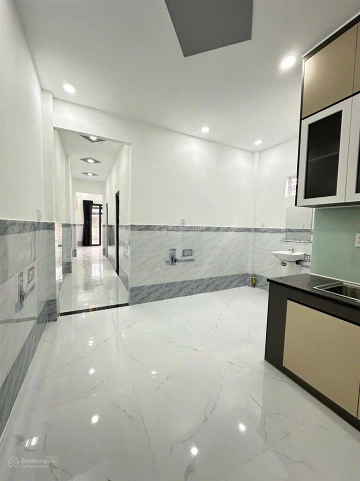 Nhà cấp 4 mới đẹp dọn vào ở ngay gần chợ hóc môn sát mặt tiền phạm thị giây giá 2.1 tỷ
