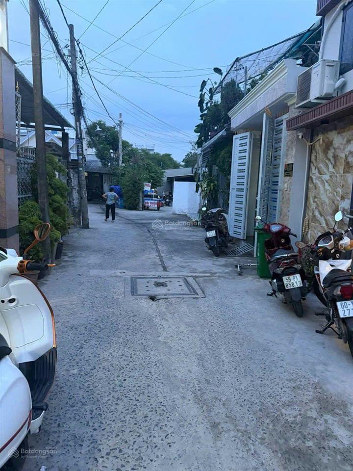 Bán nhà mới xinh lung linh gần chợ đầu mối đường nguyễn thị sóc  hẻm 5m giá 2.17 tỷ