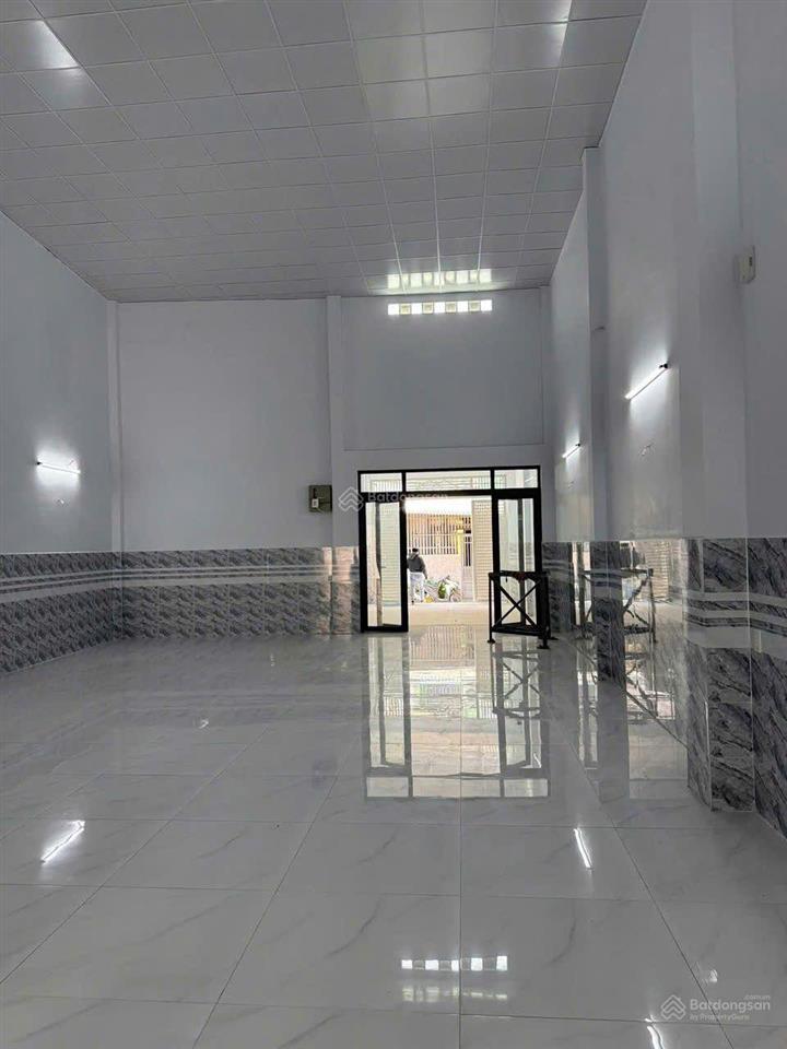 Nhà shr diện tích khủng 182m thổ cư thới tam thôn 14, hóc môn giá 4.868 tỷ