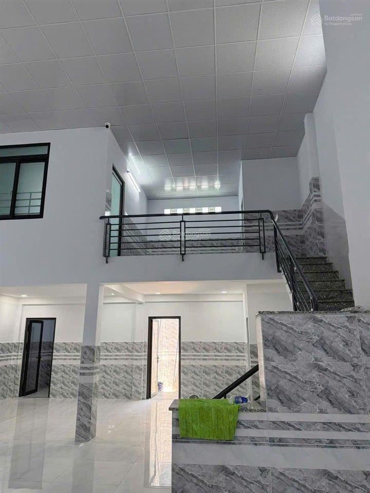 Nhà shr diện tích khủng 182m thổ cư thới tam thôn 14, hóc môn giá 4.868 tỷ