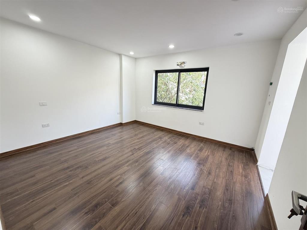 Bán biệt thự văn phú 222m2, 4 tầng mặt tiền 12m, 3x tỷ ôtô tránh vỉa hè kinh doanh thang máy cc