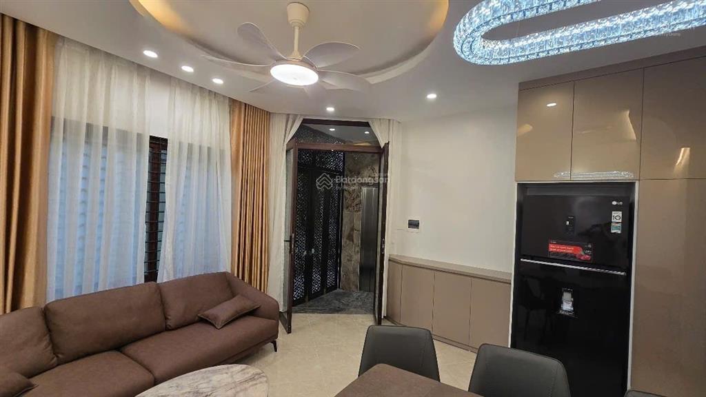 Bán nhà trần duy hưng, cầu giấy 52m2 6t mặt tiền 11m hơn 12tỷ thang máy kinh doanh văn phòng vỉa hè