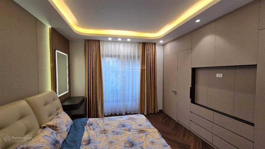 Bán nhà trần duy hưng, cầu giấy 52m2 6t mặt tiền 11m hơn 12tỷ thang máy kinh doanh văn phòng vỉa hè