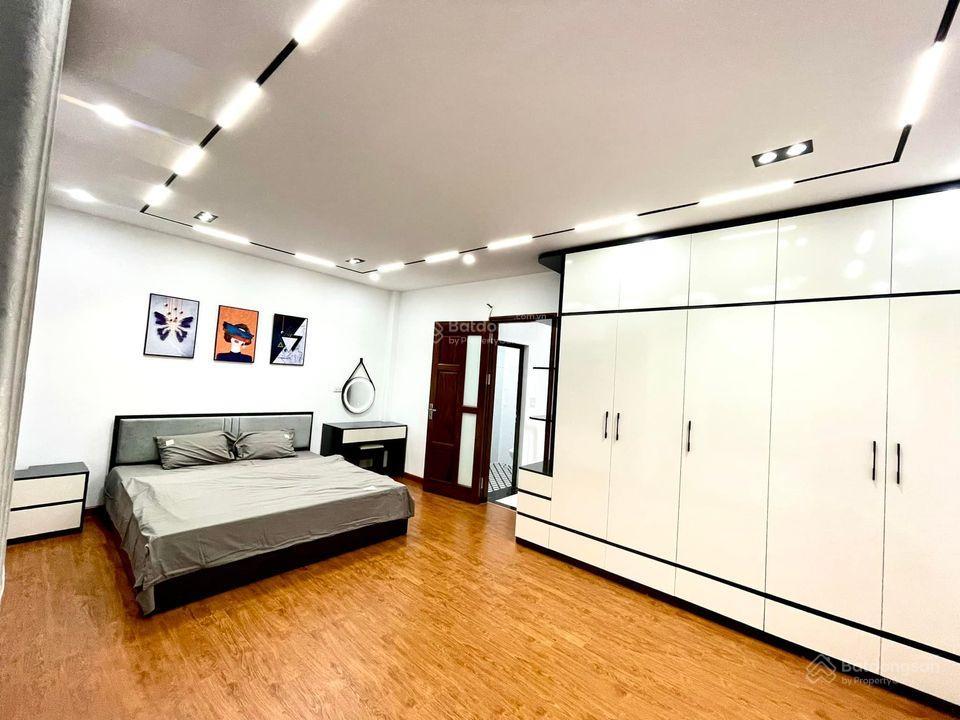 Bán nhà trần duy hưng cầu giấy 60m2 5 tầng mặt tiền 5m 1xtỷ gần phố gần ô tô tránh gần khu vui chơi