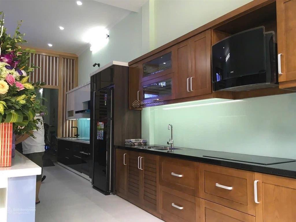 Bán nhà mặt phố trung kính 82m2 5 tầng mặt tiền 5.5m 5x tỷ văn phòng ôtô tránh vỉa hè thuê ~1 tỷ/n