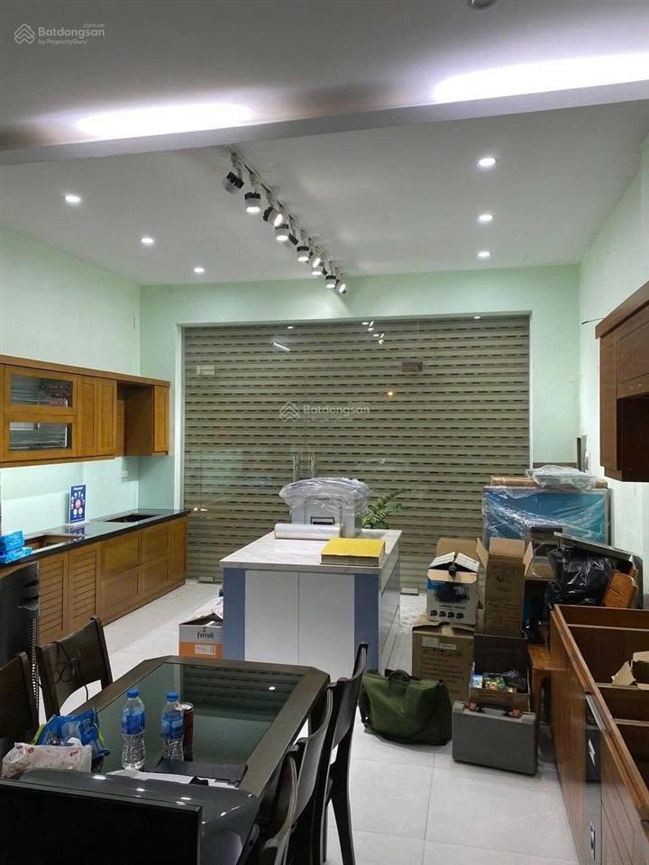 Bán nhà mặt phố trung kính 82m2 5 tầng mặt tiền 5.5m 5x tỷ văn phòng ôtô tránh vỉa hè thuê ~1 tỷ/n