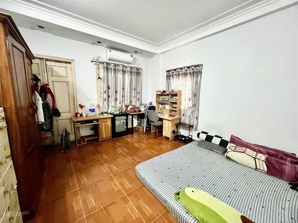 Bán nhà mặt phố đường 19/5 văn quán 50m² 5 tầng mặt tiền 5m 2x tỷ kinh doanh vỉa hè ô tô tránh cc