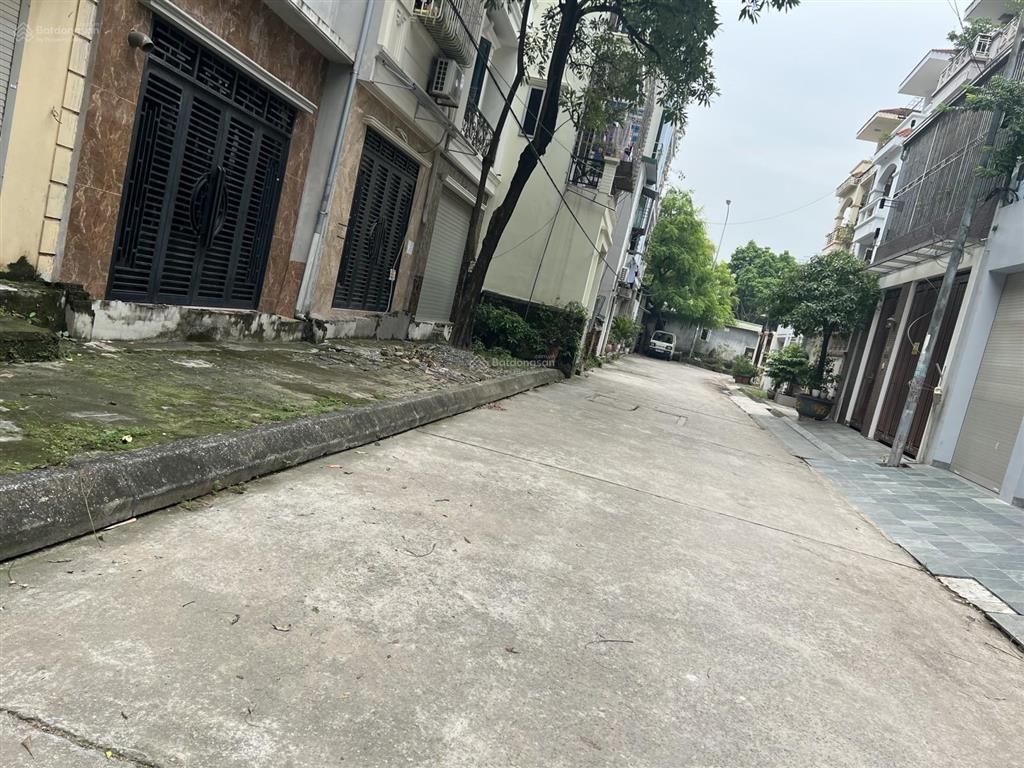 Bán đất lạc long quân tây hồ 370m2 mặt tiền 30m 1xx tỷ xây khách sạn homestay apartments căn hộ cc