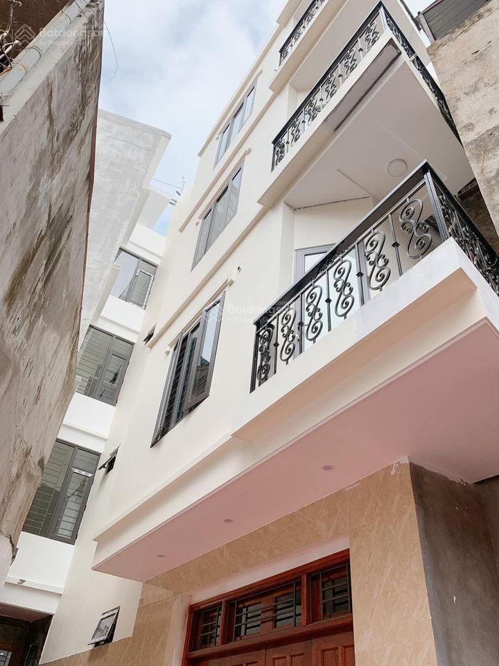 Bán nhà vũ ngọc phan đống đa 56m2 5 tầng mặt tiền 4m 1 tỷ gần ô tô gần phố cc 0976 052 ***