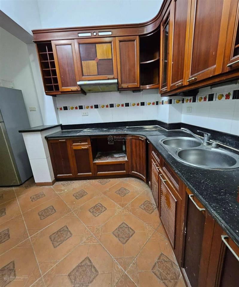 Bán nhà vũ ngọc phan đống đa 56m2 5 tầng mặt tiền 4m 1 tỷ gần ô tô gần phố cc 0976 052 ***