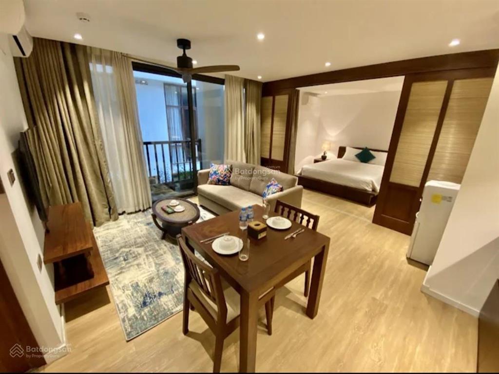 Bán nhà mặt phố quảng khánh tây hồ 200m2 6 tầng mặt tiền 10m 2xx tỷ view hồ kinh doanh ôtô tránh cc