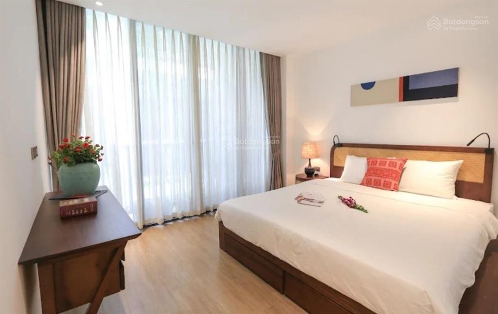 Bán nhà mặt phố quảng khánh tây hồ 200m2 6 tầng mặt tiền 10m 2xx tỷ view hồ kinh doanh ôtô tránh cc