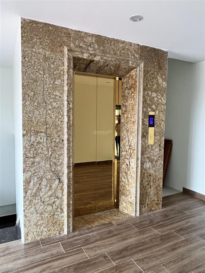 Bán nhà ngọc khánh ba đình 55m2 6 tầng mặt tiền 4.6m 1x tỷ thang máy gần ôtô tráh gần phố nhàđẹp cc
