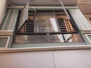 Bán nhà phan kế bính ba đình 37m2 5 tầng mặt tiền 5.6m 1x tỷ gần phố gần ô tô ở ngay cc 0976 052 ***