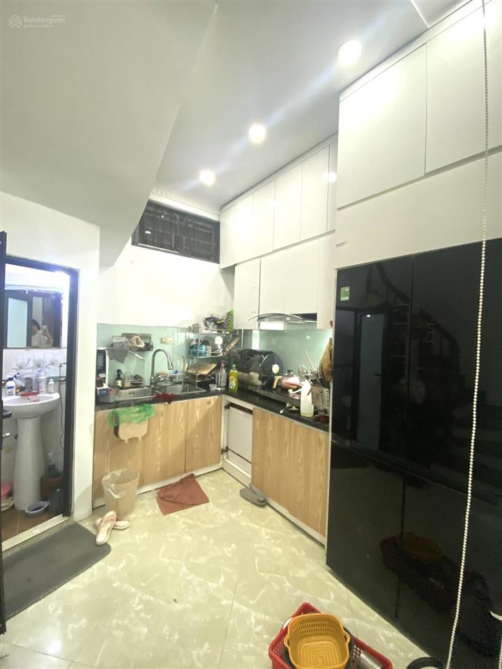 Bán nhà láng hạ 40m2 5 tầng mặt tiền 6m 1x tỷ gần phố nhà đẹp ở ngay cc 0976 052 ***