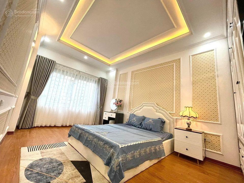 Bán nhà mặt phố đại kim 150m2 6t mặt tiền 28m 70 tỷ, kinh doanh vỉa hè 15m thang máy thuê 100tr cc