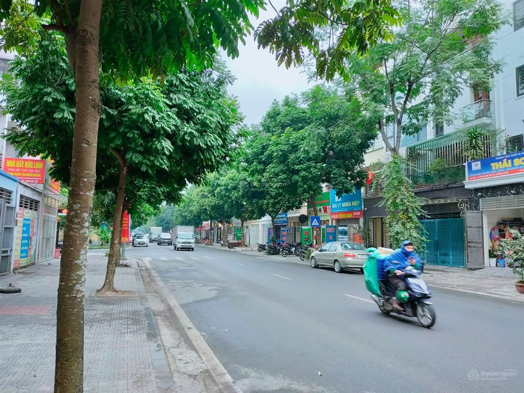 Bán nhà mặt phố tống tất thắng văn phú hà đông 70m2 5t mặt tiền 5.5m hơn 25 tỷ kinh doanh vỉa hè 8m
