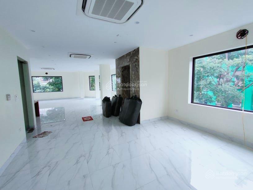 Bán nhà mặt phố tống tất thắng văn phú hà đông 70m2 5t mặt tiền 5.5m hơn 25 tỷ kinh doanh vỉa hè 8m