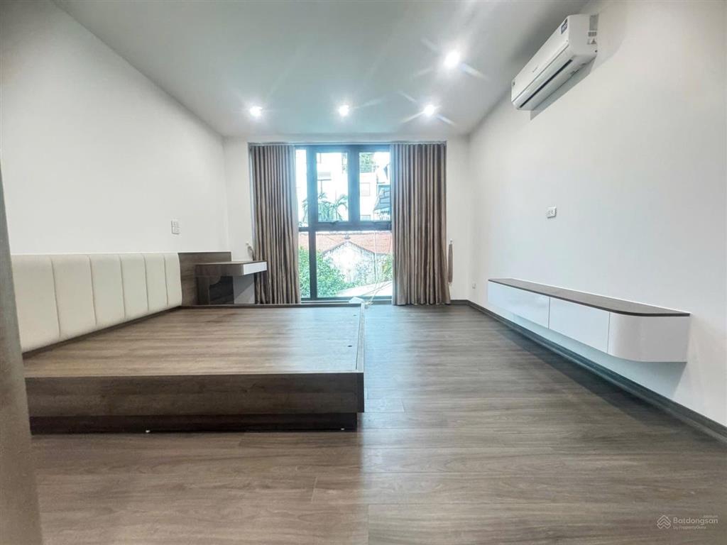 Bán nhà đội cấn ba đình 36m2 6 tầng mặt tiền 4m hơn 9 tỷ thang máy nhà đẹp ở ngay cc 0976 052 ***