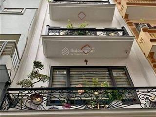 Bán nhà đội cấn ba đình 36m2 6 tầng mặt tiền 4m hơn 9 tỷ thang máy nhà đẹp ở ngay cc 0976 052 ***