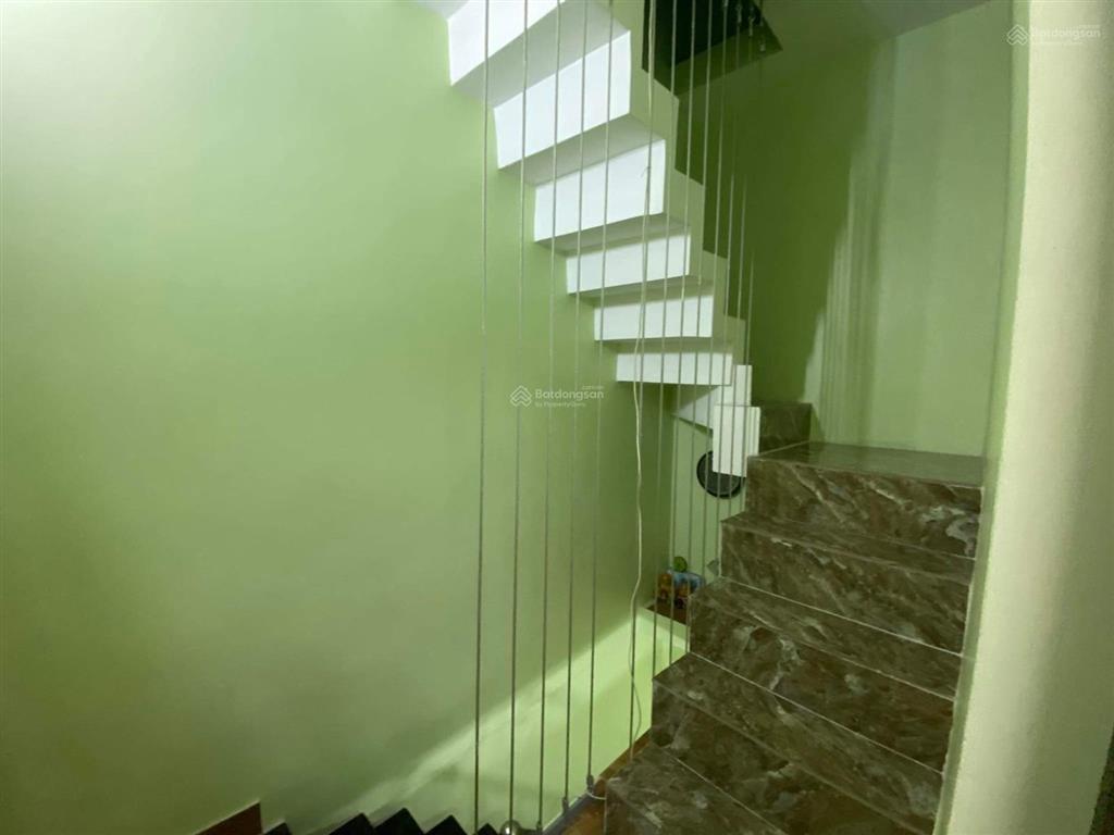 Bán nhà văn quán 68m2 mặt tiền 4.2m hơn 17 tỷ cấp 4 phân lô ô tô tránh vỉa hè cc 0976 052 ***