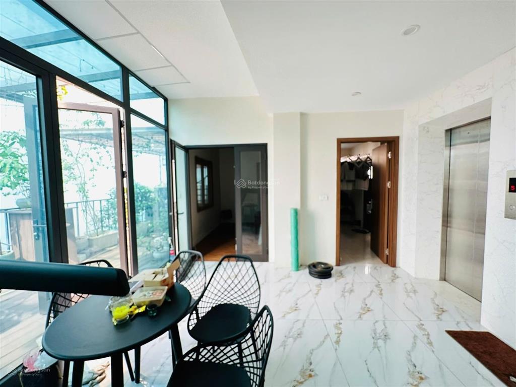 Bán nhà kim mã ba đình 110m2 7 tầng mặt tiền 9m 3x tỷ thang máy gần ôtô tránh cc 0976 052 ***
