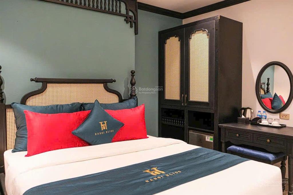 Bán khách sạn lê đức thọ 130m2 9 tầng mặt tiền 25m 1,5 tỷ 5 sao hđ thuê 600 triệu/tháng cc