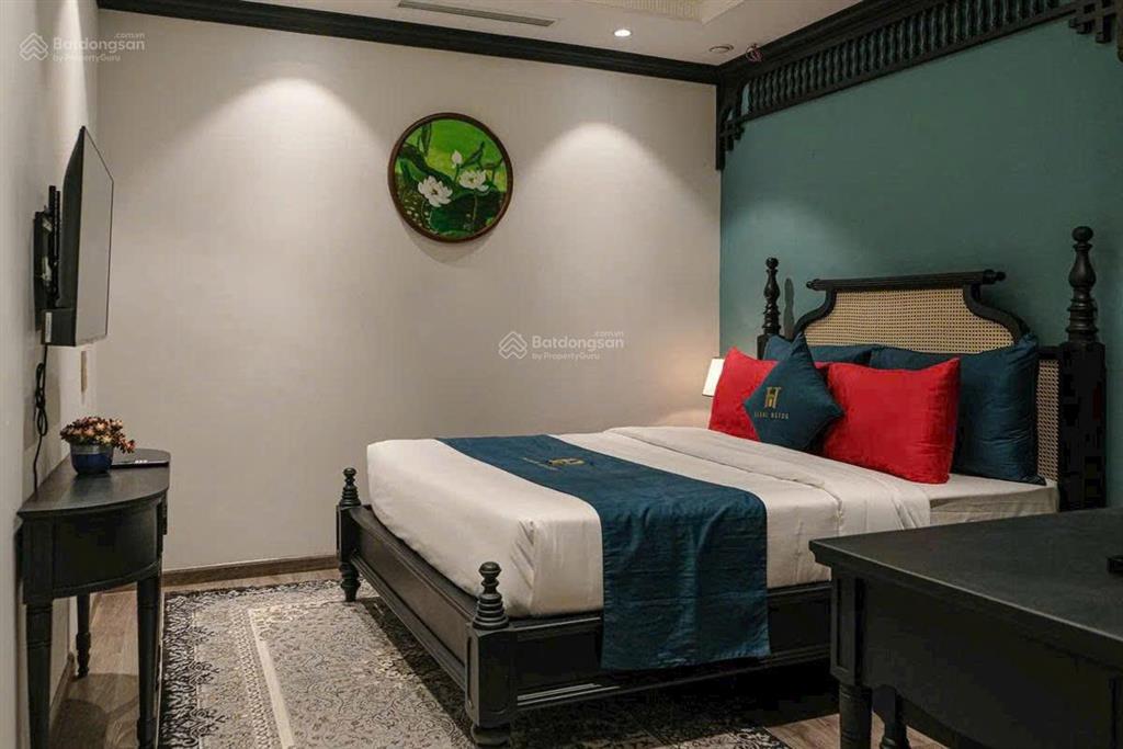 Bán khách sạn lê đức thọ 130m2 9 tầng mặt tiền 25m 1,5 tỷ 5 sao hđ thuê 600 triệu/tháng cc