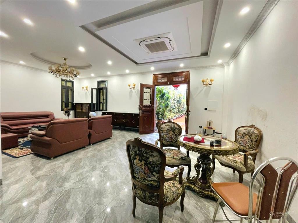 Bán nhà lạc long quân tây hồ 800m2 4 tầng mặt tiền 20m 400 tỷ lô góc ô tô tránh, cc 0976 052 ***