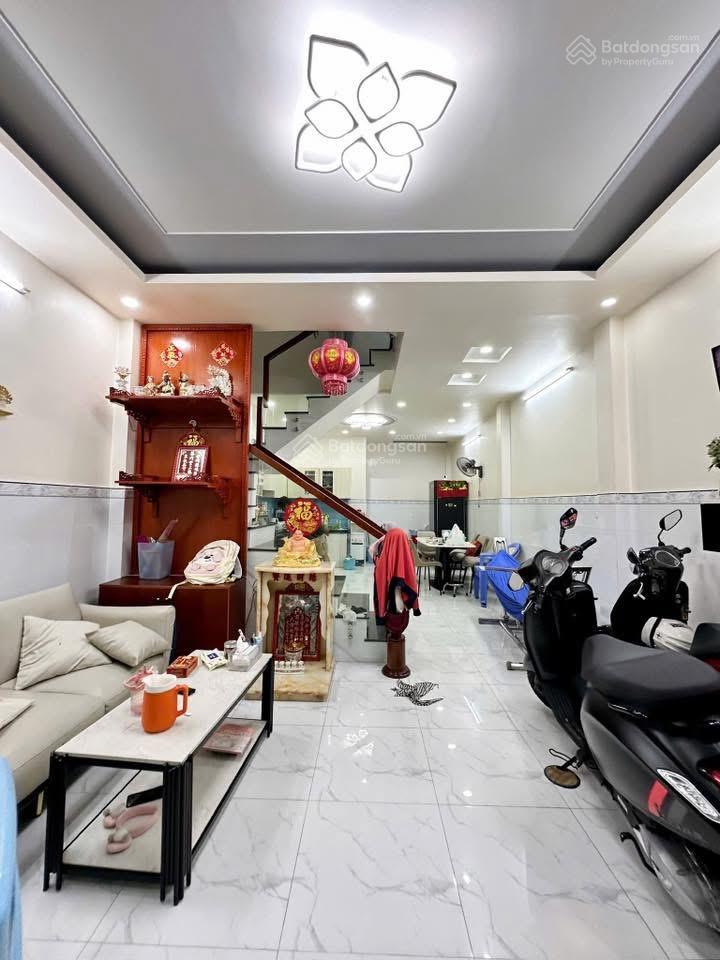 Cần bán nhà hẻm 413 lê văn quới