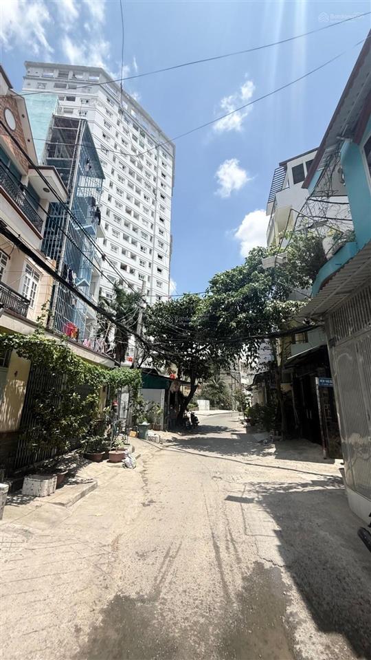 Bán nhà tân phú 3 tỷ hẻm 8m xe tải
